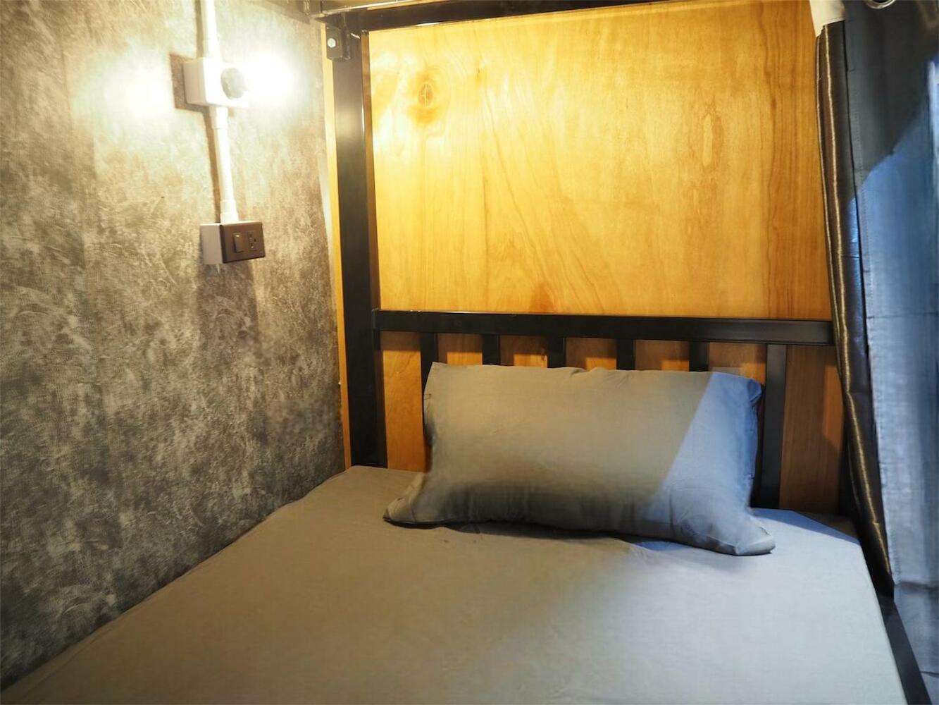 Bed Space Hostel Khaosan, Bangkok