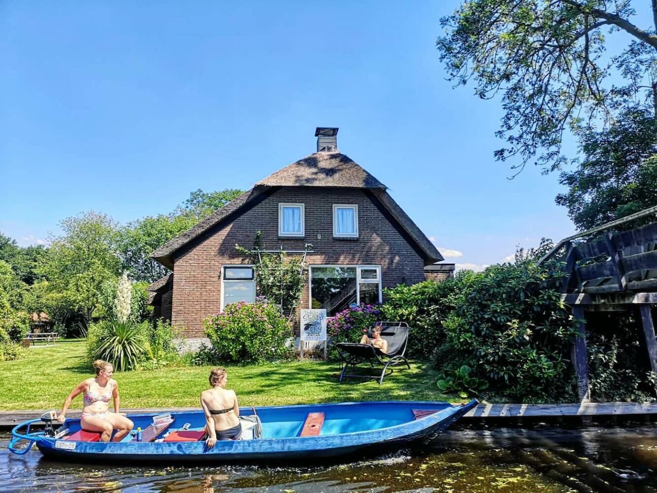 Where to stay in Giethoorn on a budget