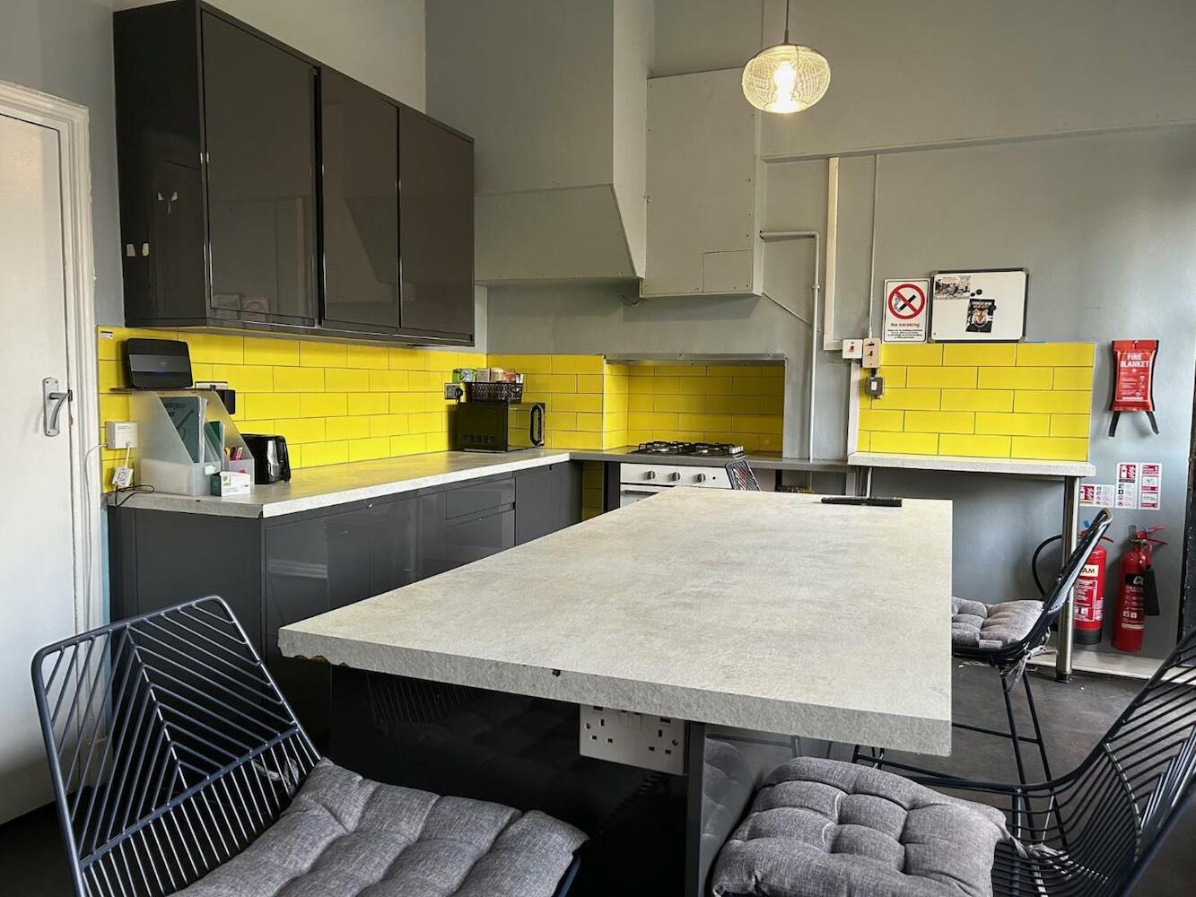 Cricketers Hostel, London