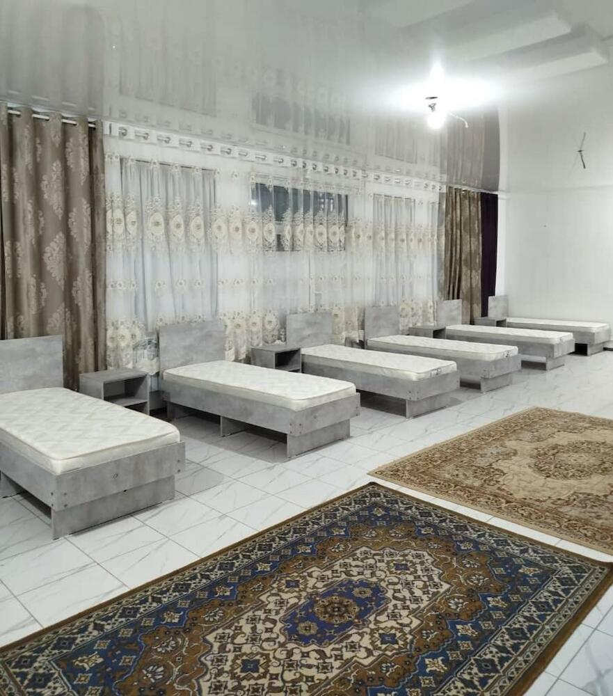 Hostel Erkin For Mens, Karakol