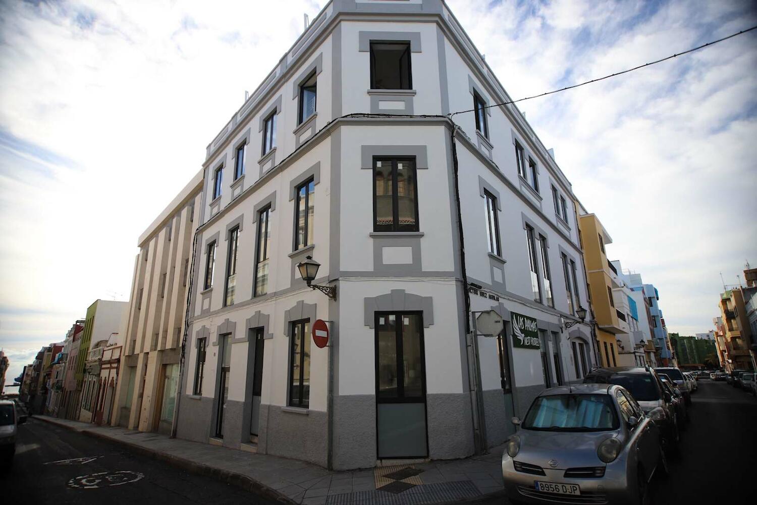 Las Palmas Nest Hostel
