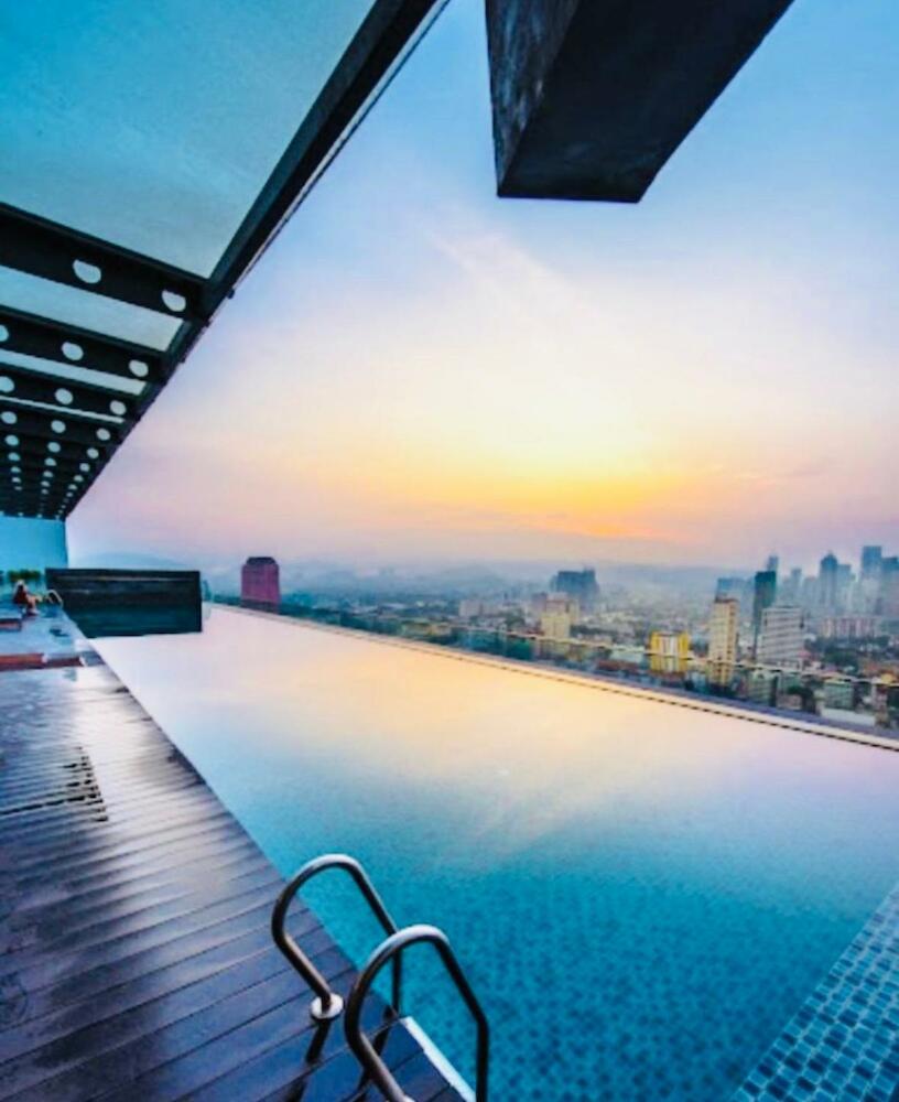 Regalia Skypool KLCC
