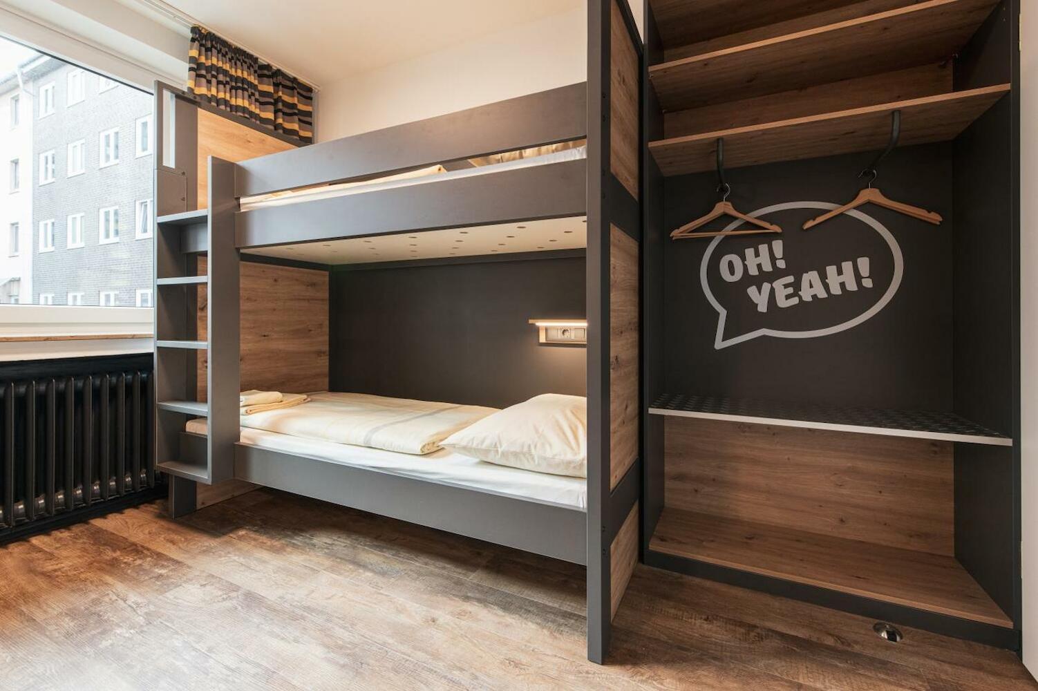 DJH Jugendgästehaus Adolph Kolping, Dortmund DJH Jugendgästehaus Adolph Kolping, Dortmund