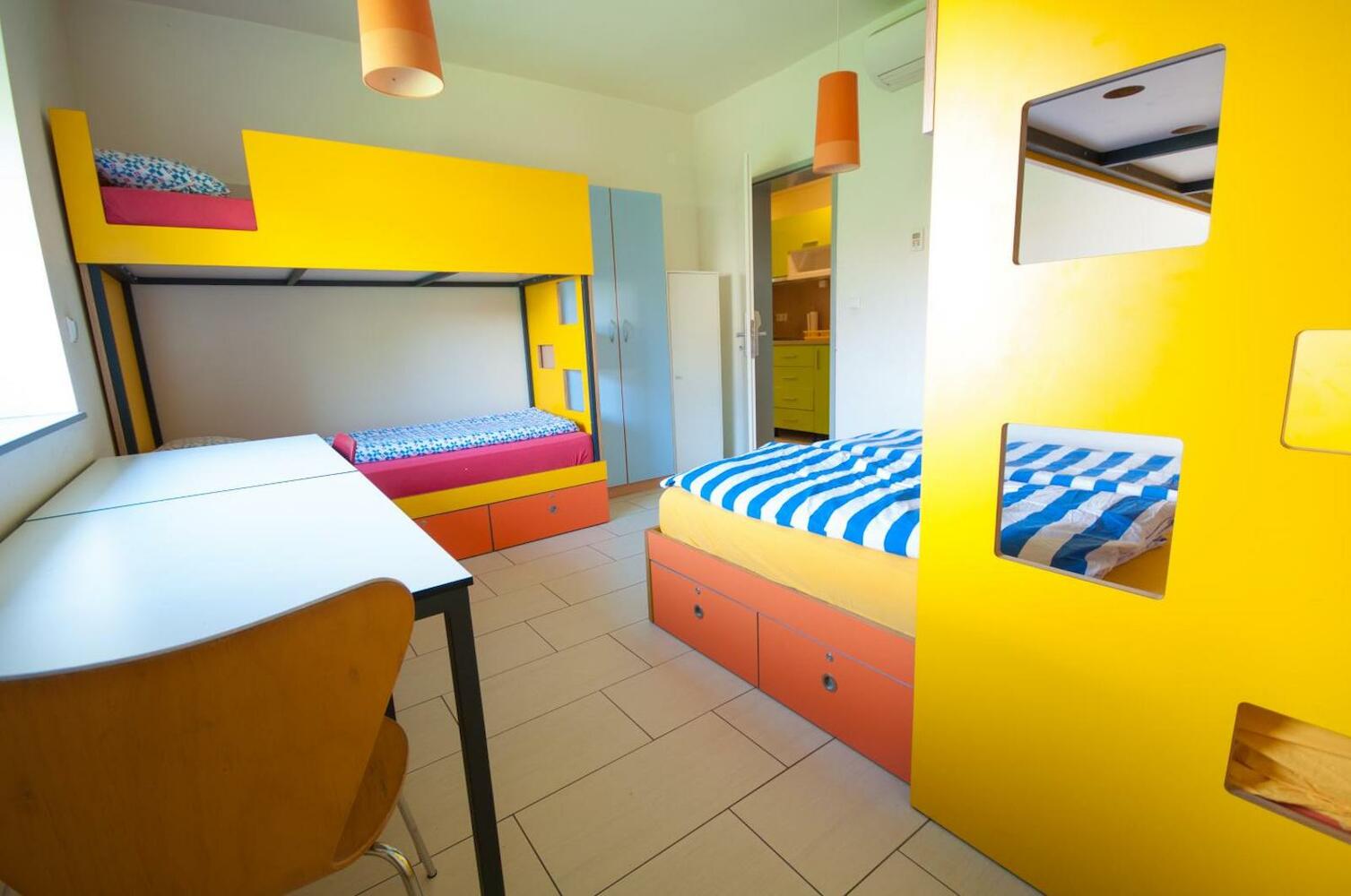 Simbol Rooms, Laibach