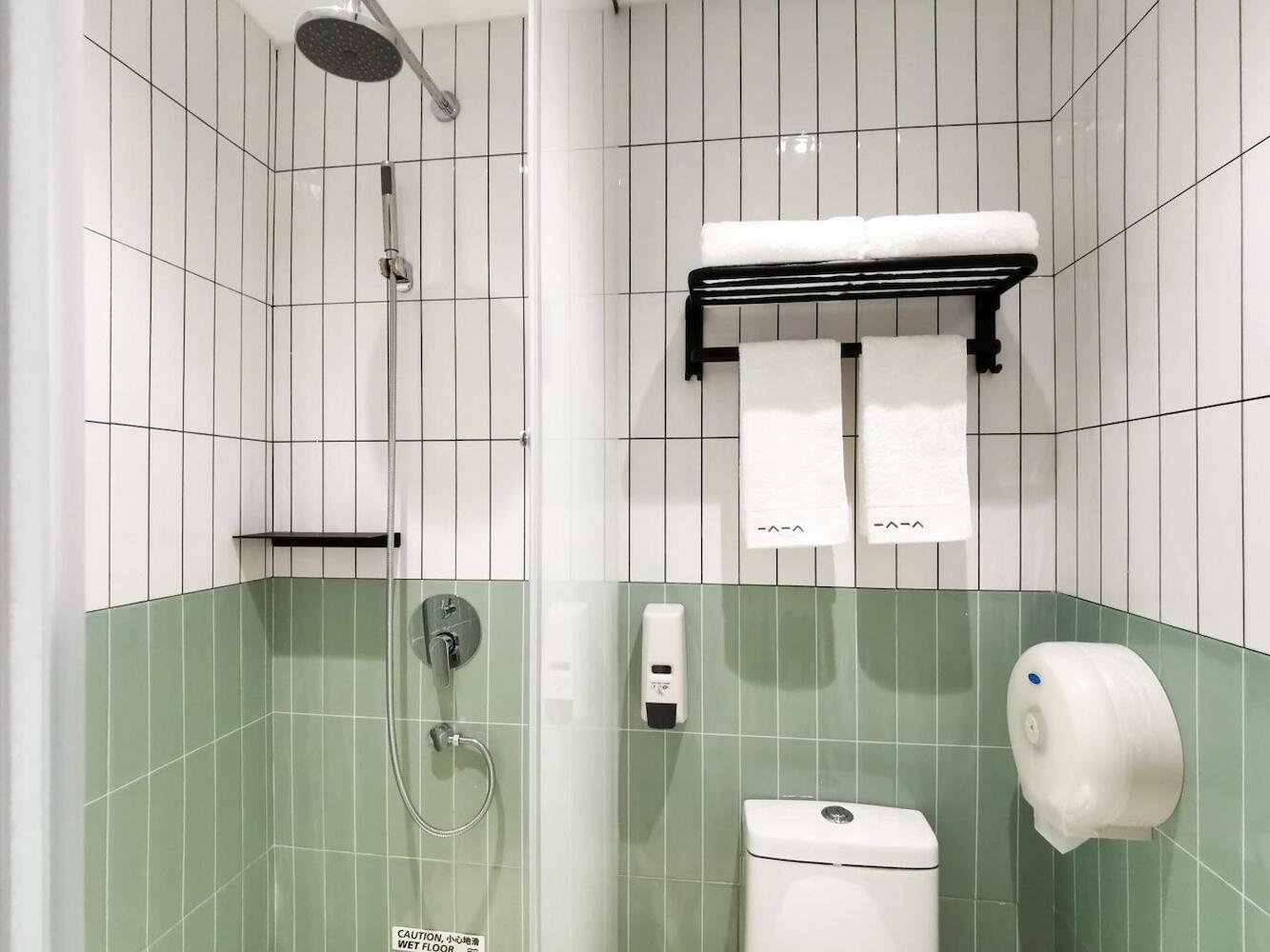 Roomix Shanghai, Shanghai