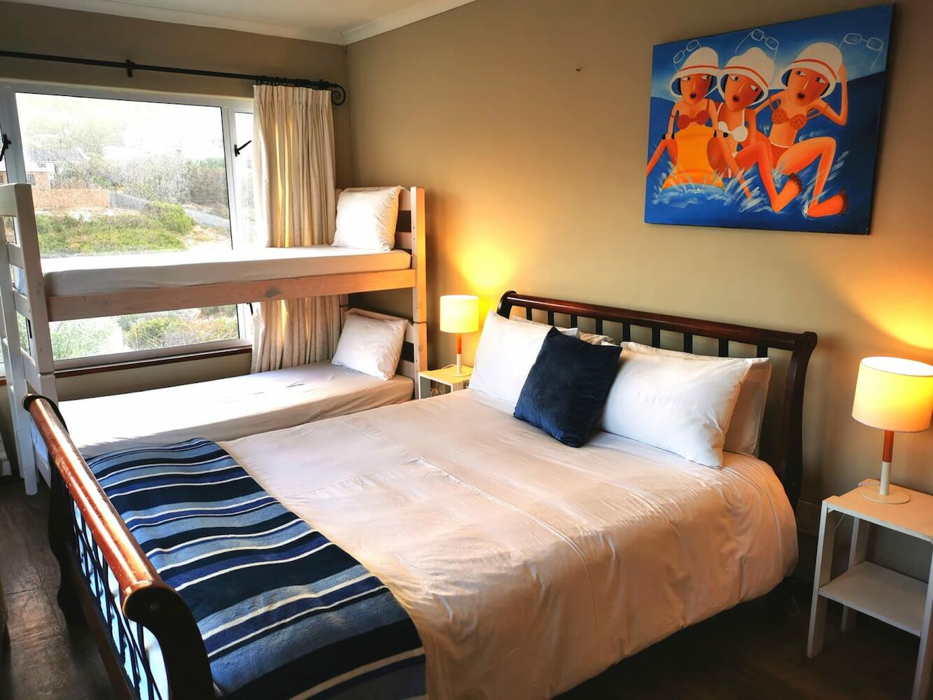 Hout Bay Backpackers