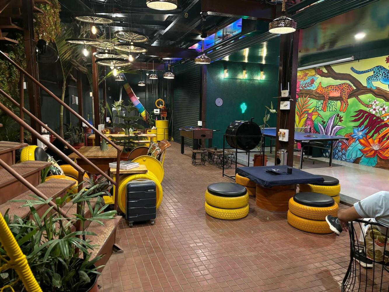 Forrest Hostels, Mumbai