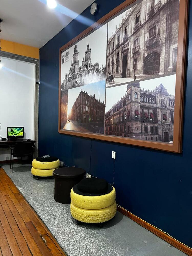 Hostel Amigo