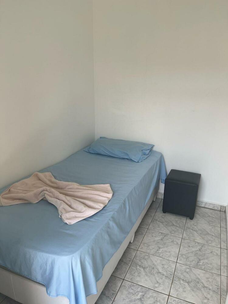 Fronteiras Hostel - Ponte Da Amizade