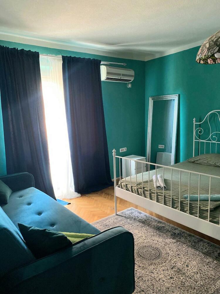 Munich Hostel, Podgorica