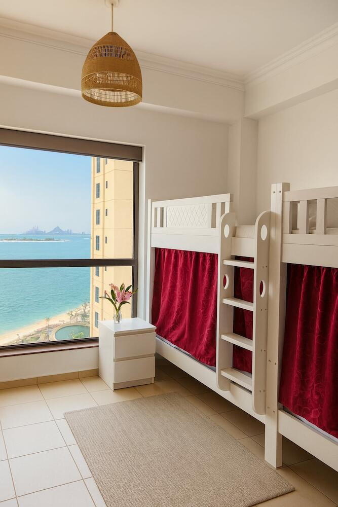 Dubai Sea View Hostel, Jbr Palm View, Dubai
