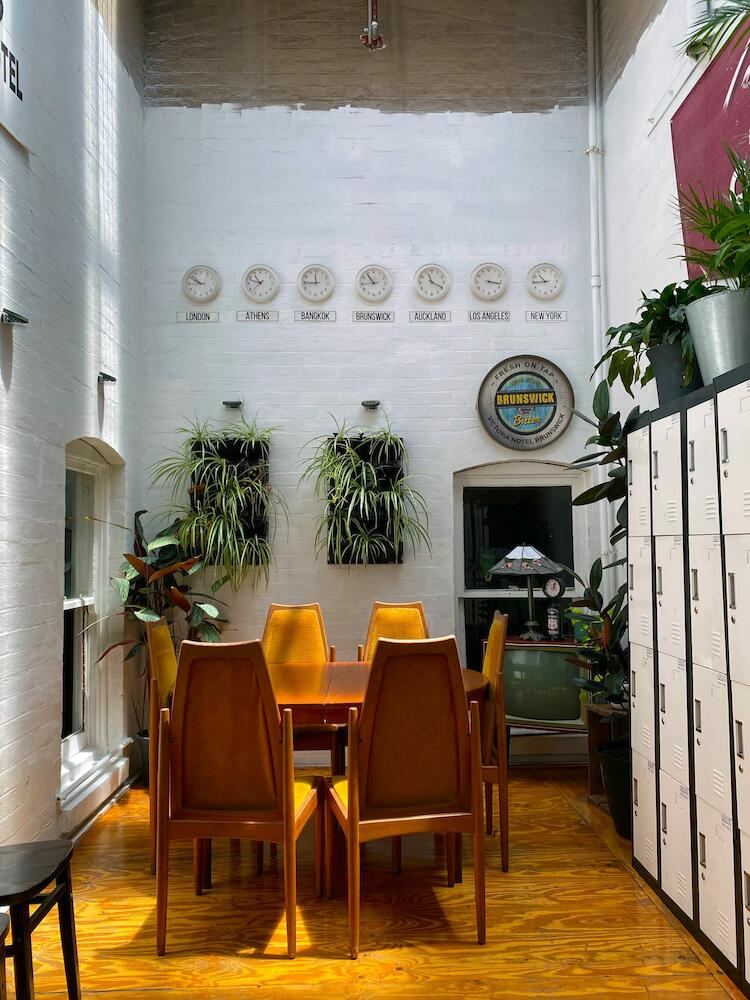 Victoria Hotel Backpackers