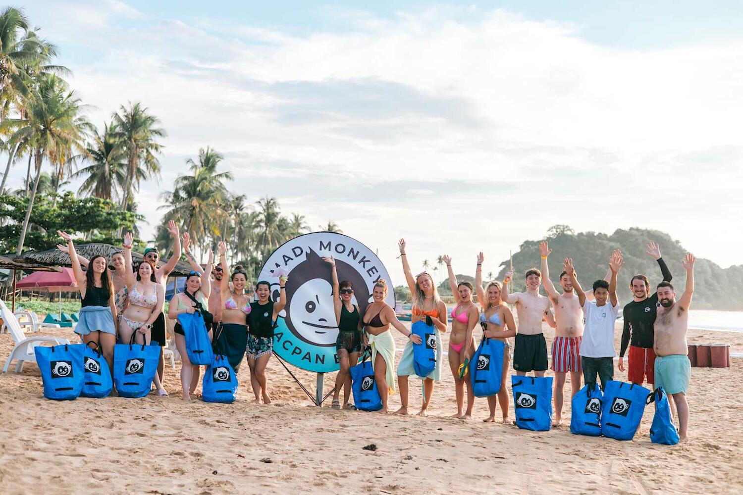 Mad Monkey Hostel Nacpan Beach, El Nido