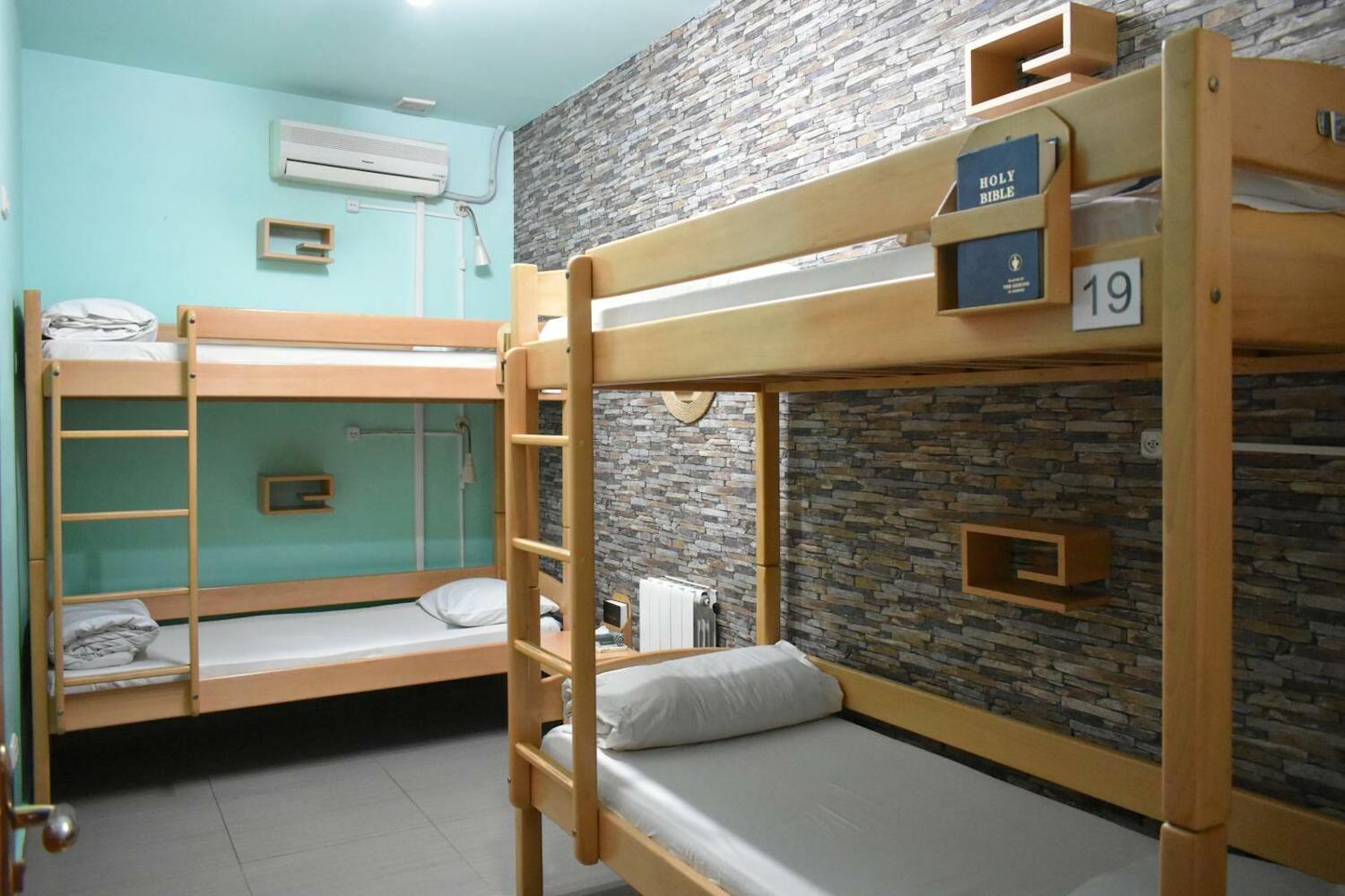 Envoy Hostel & Tours