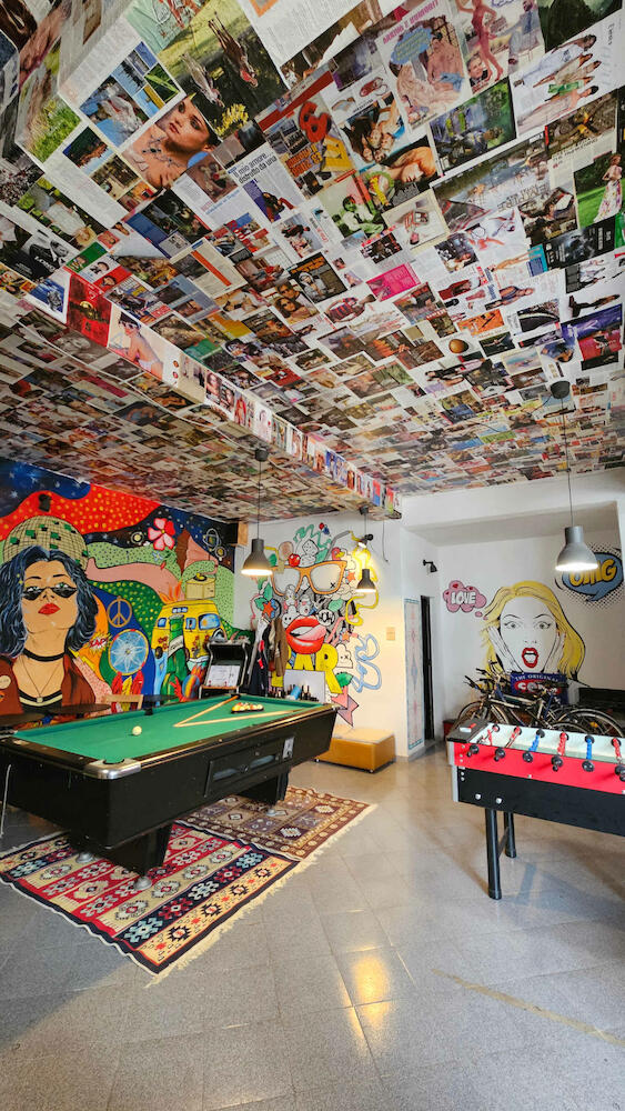 Traveler Hostel