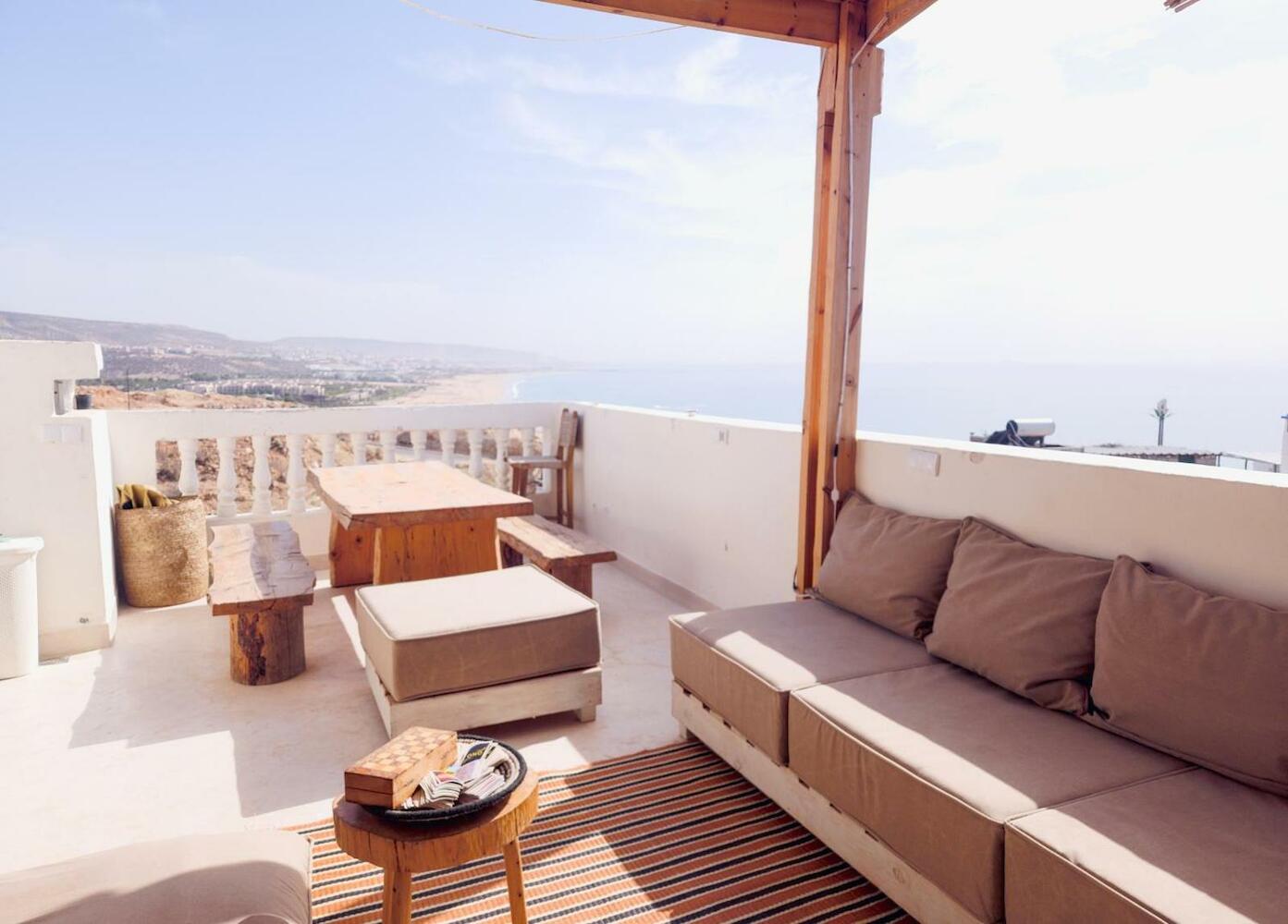 Tazuri Surf House, Taghazout
