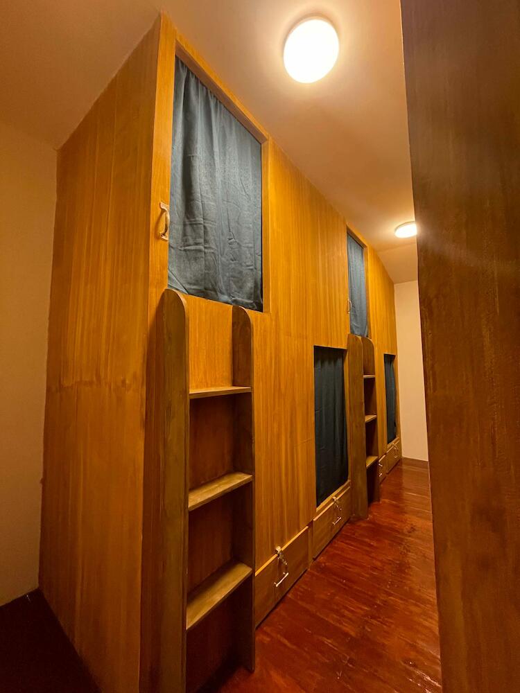 Moon Bar Hostel, Port Barton