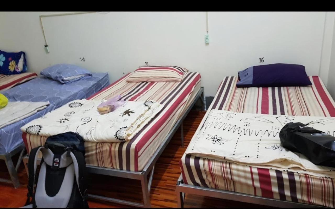 Yummy Hostel Backpackers, Pakse