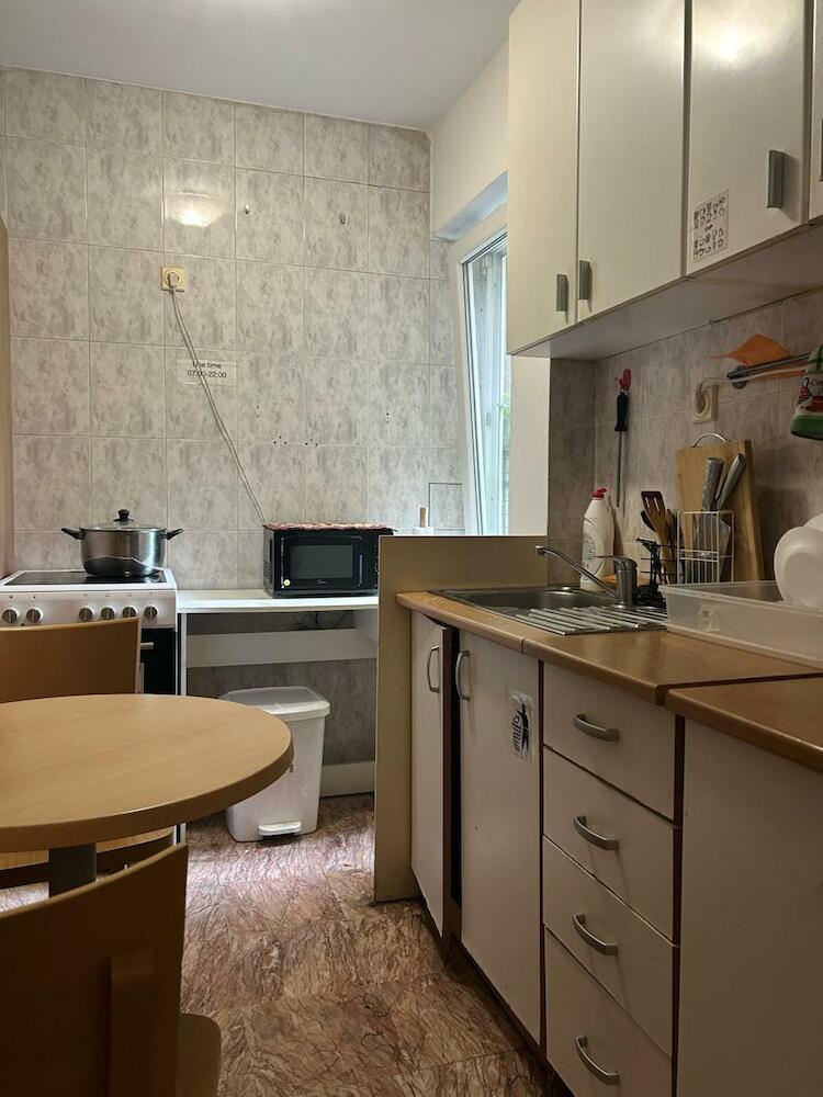 Belgrade Beocean Capsule Hostel, Belgrade