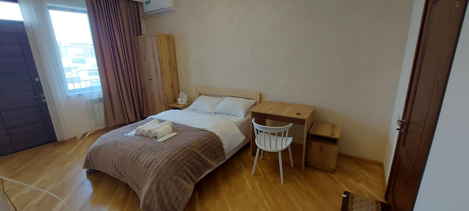 Kenut Hostel