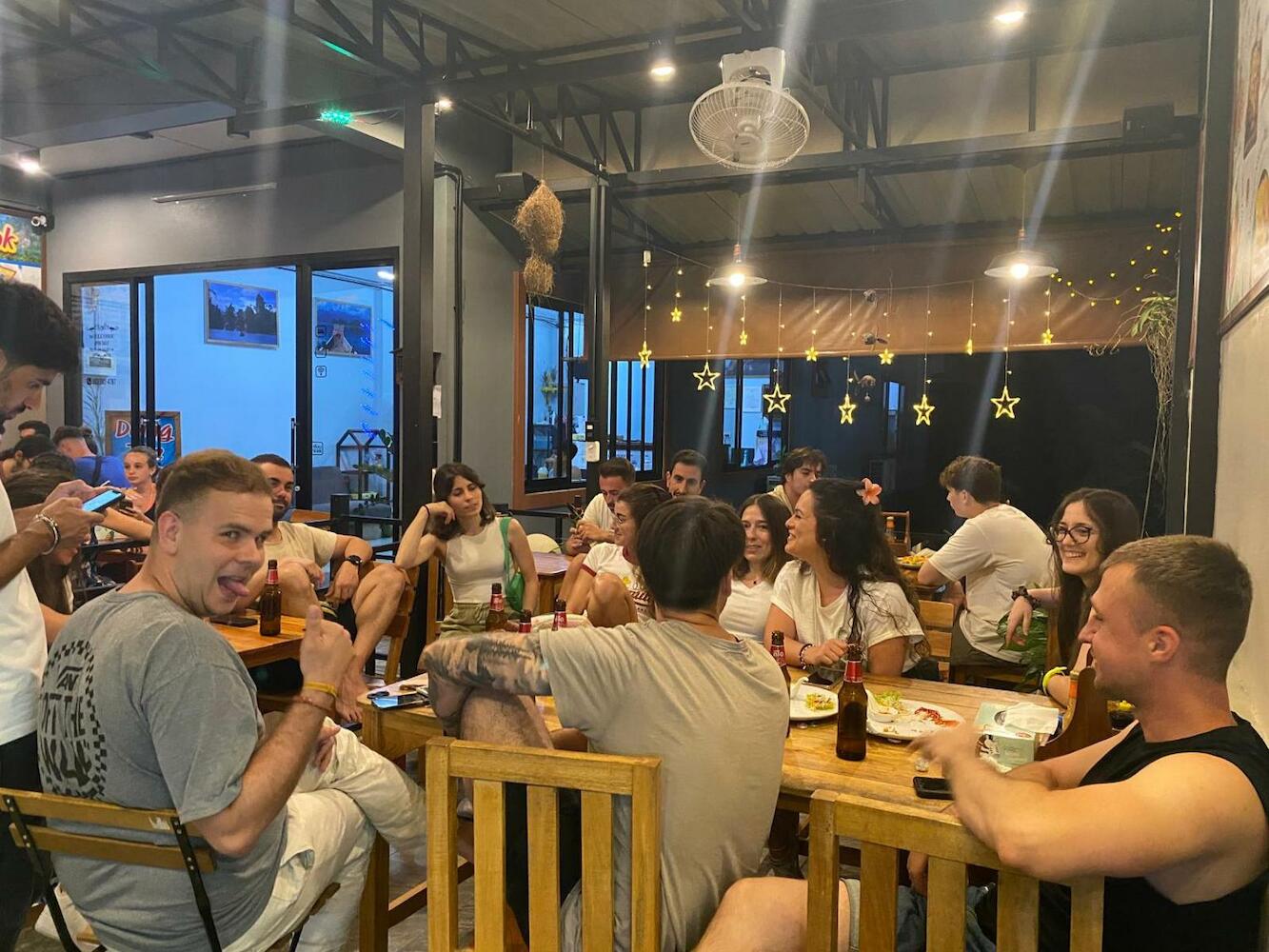Flora Hostel Khaosok, Khao Sok