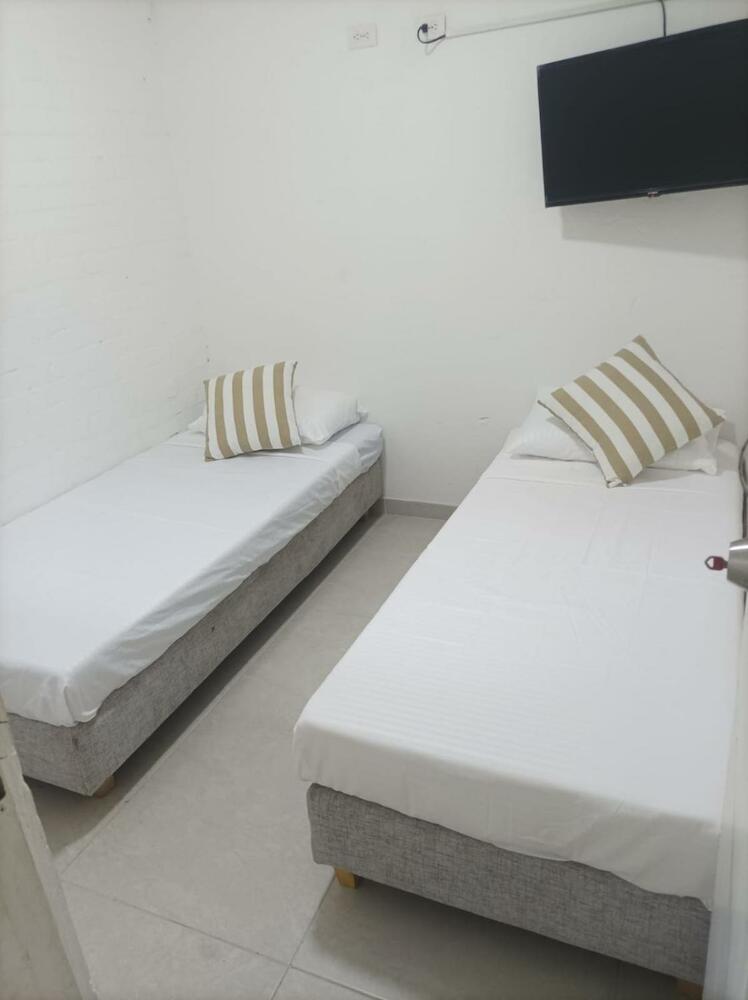 Hostal Catalleya