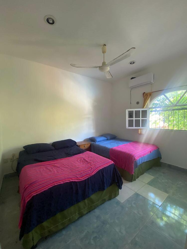 Casamaya Hostel & Diving