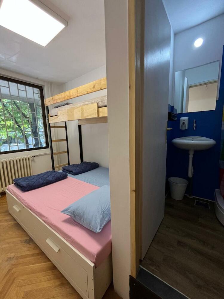 Chillton Hostel, Belgrade