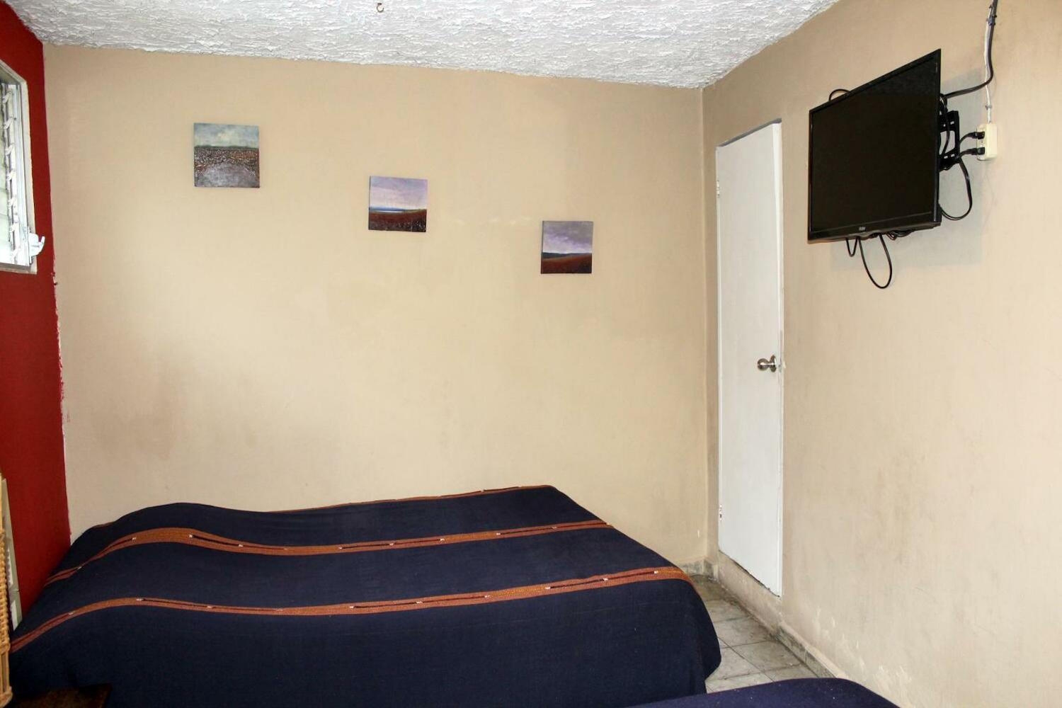 Ximena's Guest House, San Salvador