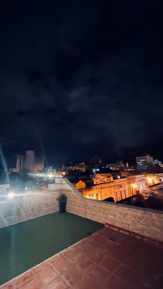 Alpha House Hostel Ii, Salta