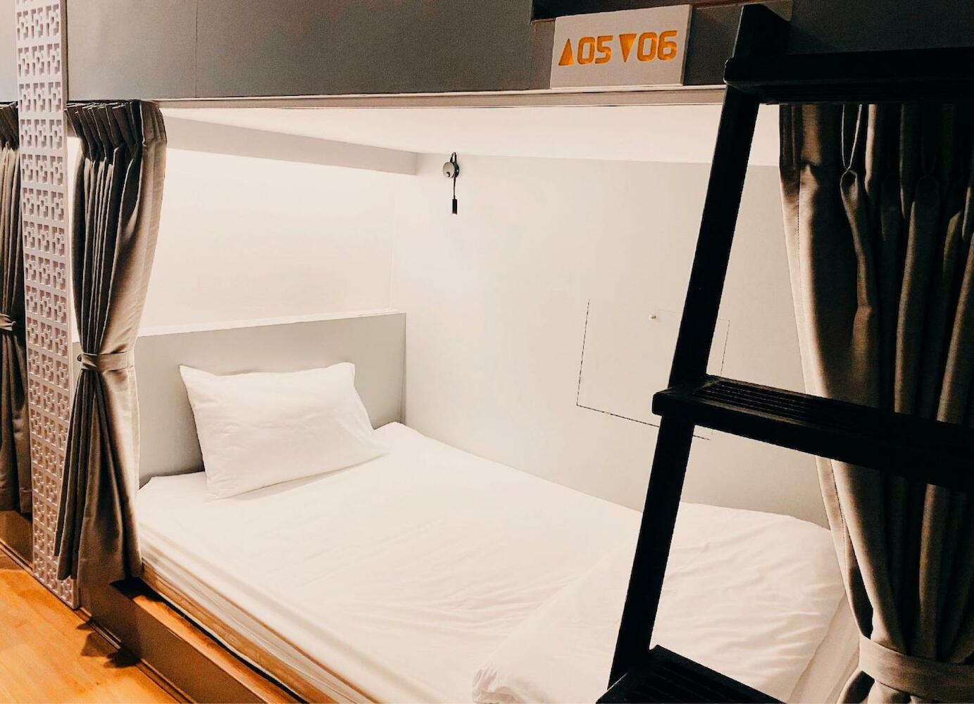 Capzule Bed Phuket