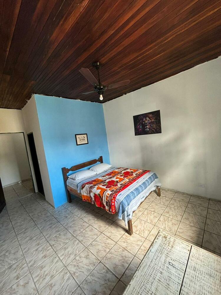 Vibe Hostel