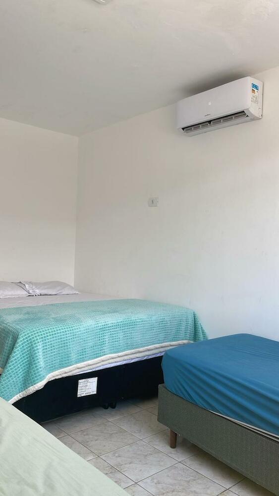 Fronteiras Hostel