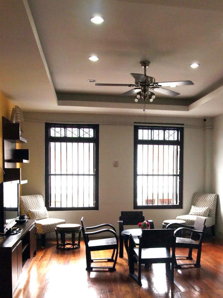 Phuket Sunny Hostel, Phuket City