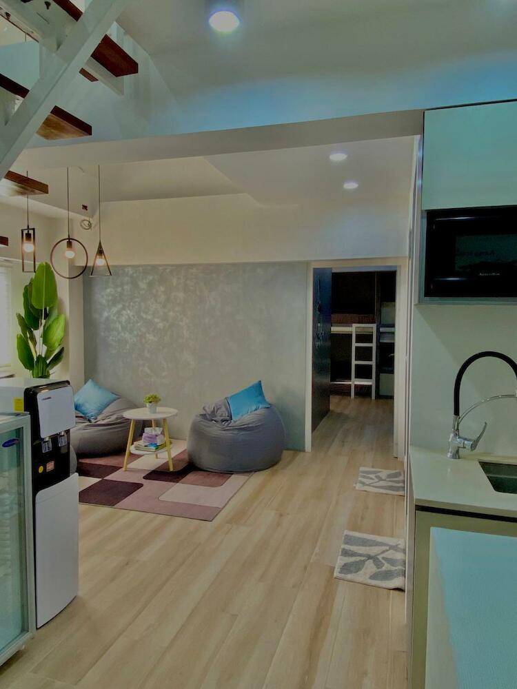 Otravel Hostel 4 minutes from Mactan Airport, Cebu City