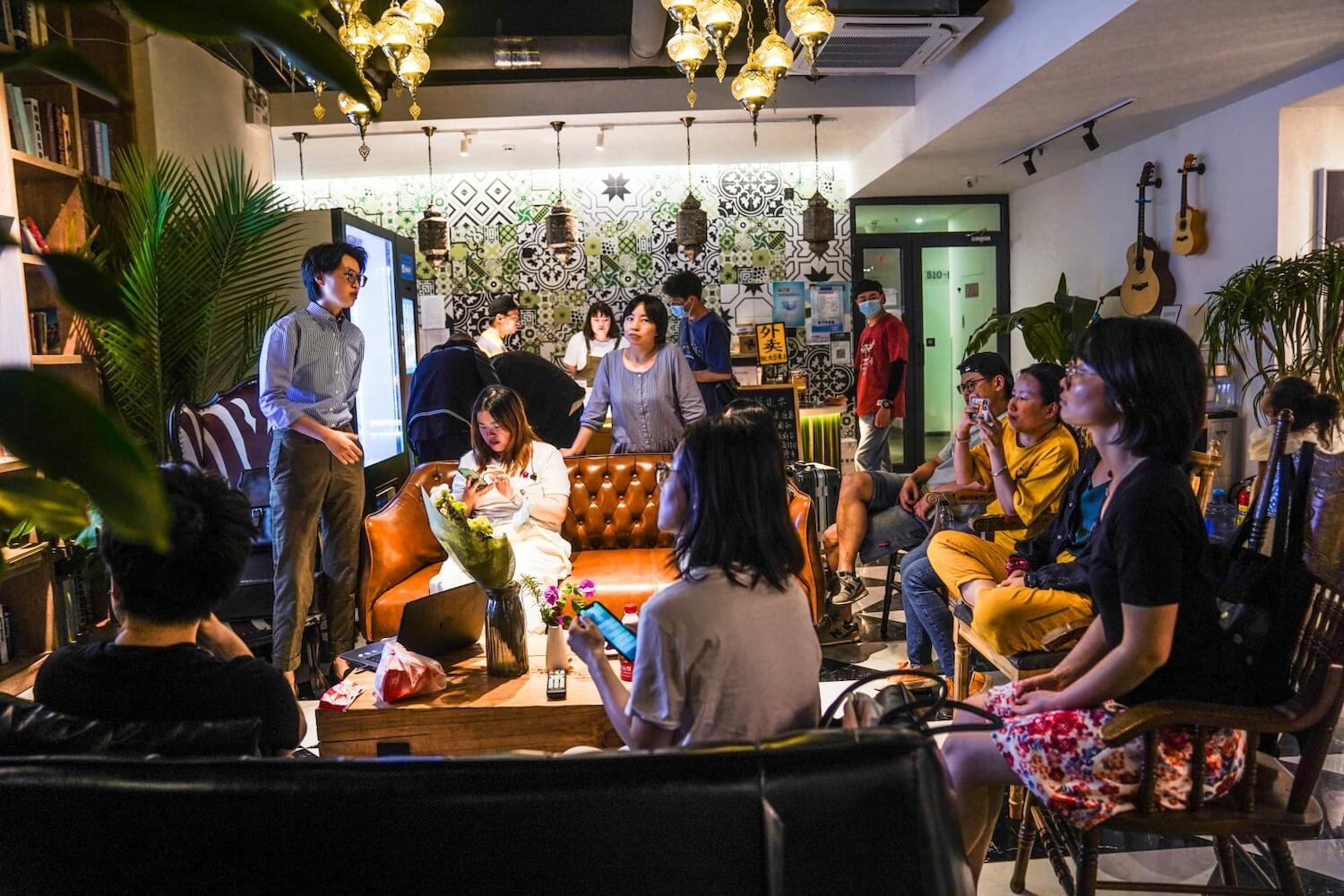 Chengdu Local Tea Hostel - Short Walk To Taikooli - Chill & Social Coffee Lounge, Chengdu