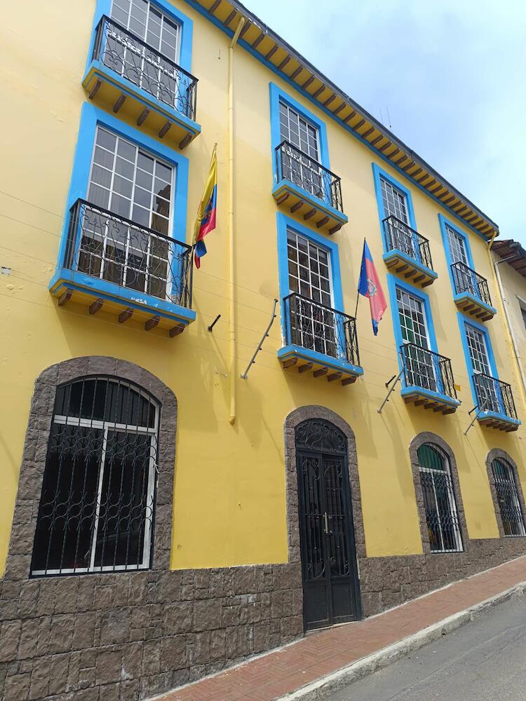 Quito Basecamp - Adventure Hostel, Quito