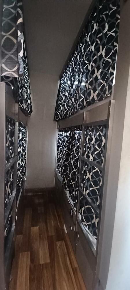 New Passenger Dormitory, Mumbai