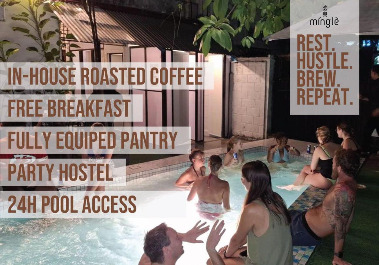 Poolside By Mingle