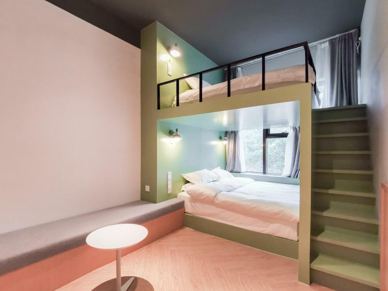 Roomix Shanghai, Shanghai