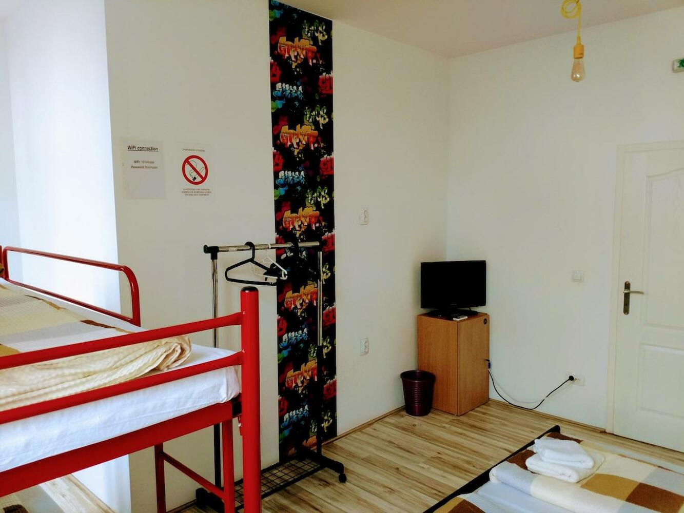 Hostel 1910