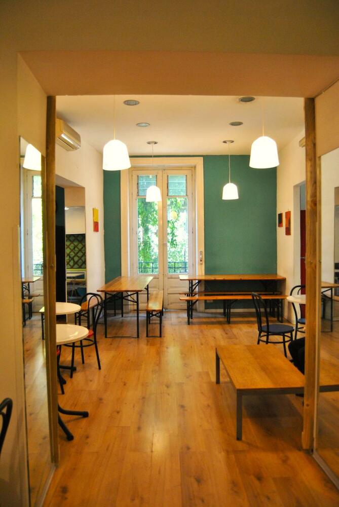 Balarm Hostel