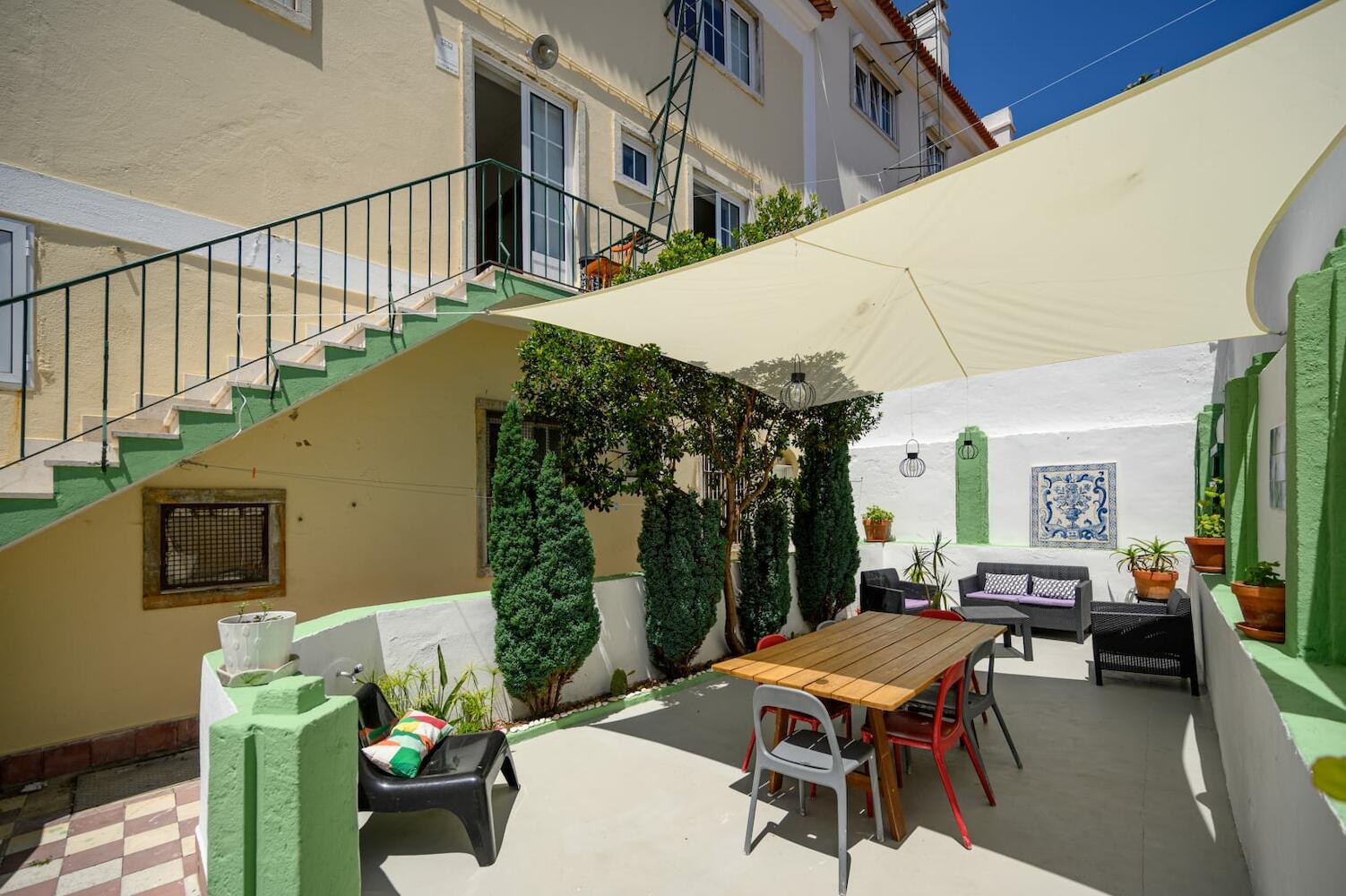 Terrace Lisbon Hostel, Lisbon