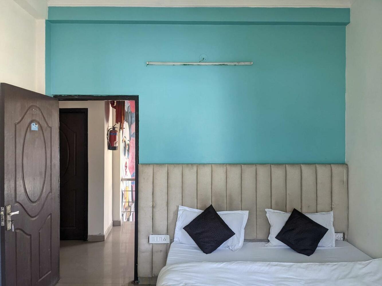 Spontrail Hostel
