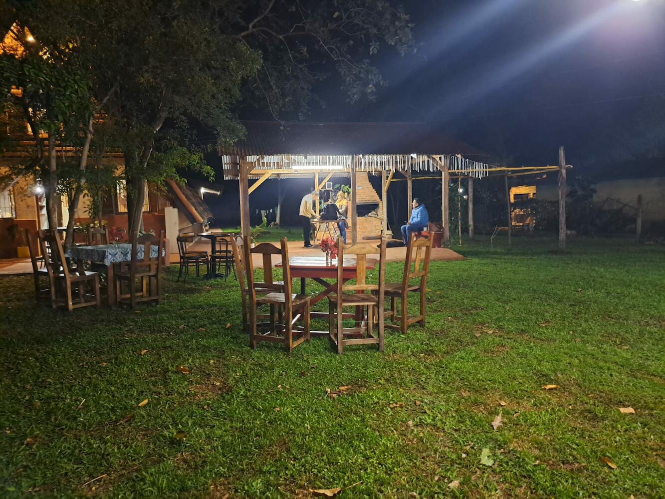 Bungalow Hostel