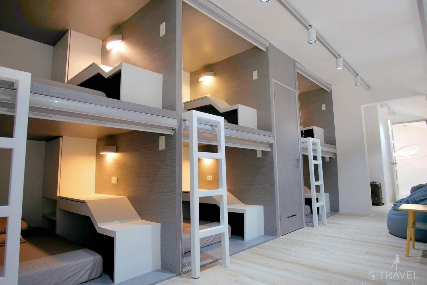 Otravel Hostel 4 minutes from Mactan Airport, Cebu City