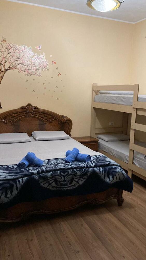 Blissful Hostel, Shkoder