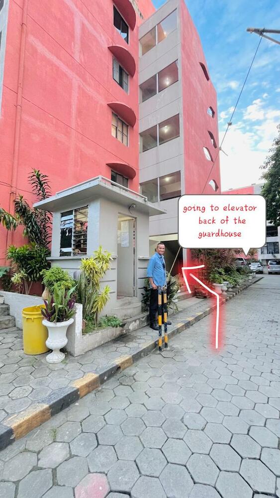 Mactan Airport Hostel At Aashvi Cozy Cabin, Cebu City