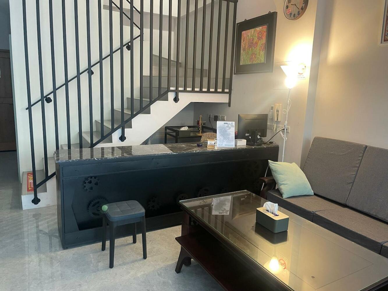 黎明背包客棧sunrise Backpackers Hostel, Hualien