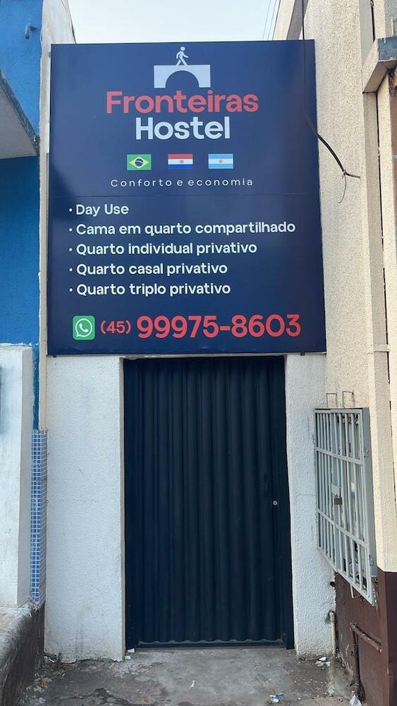 Fronteiras Hostel